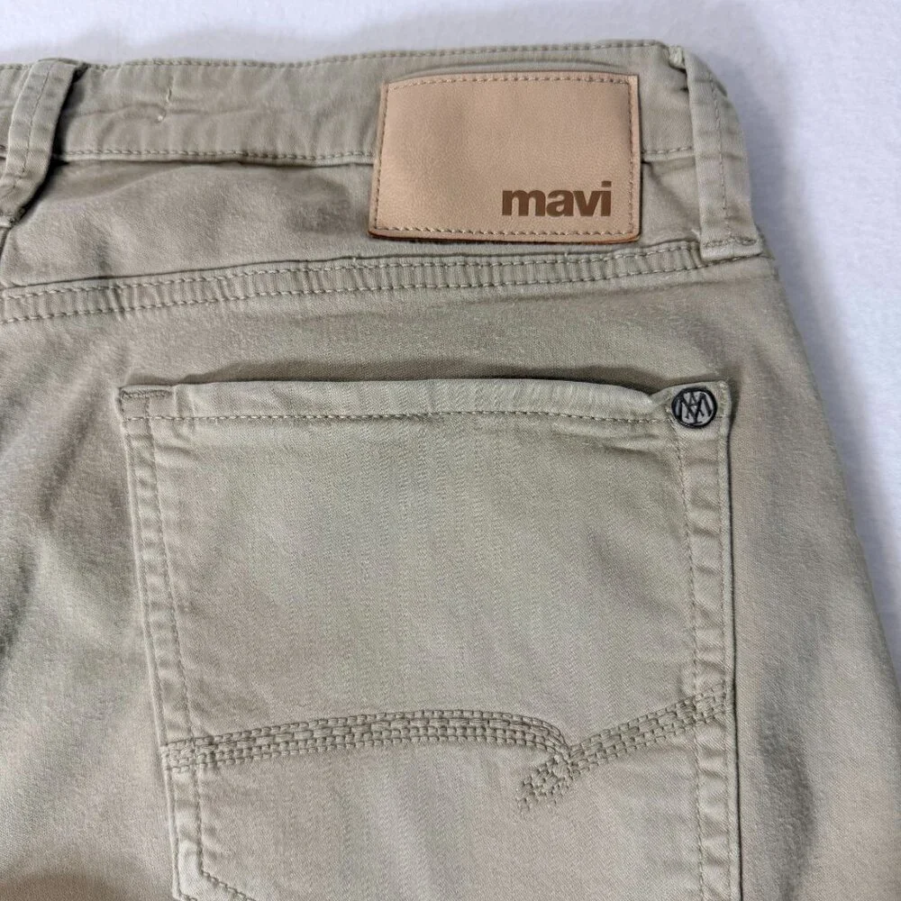 Mavi Jeans Zach Straight Leg Mens Khaki Pants Size 34/32 Cotton Blend
